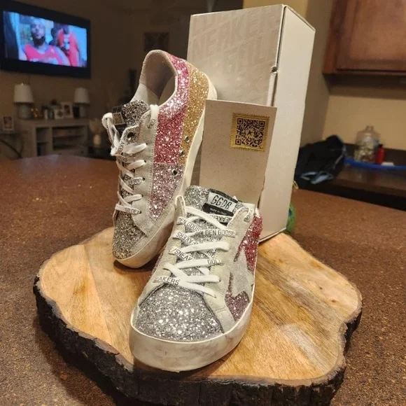 Only Worn 3 Times in great condition Prada | Shoes | Only Worn 3 Times Great Condition Size 6  main image 4
